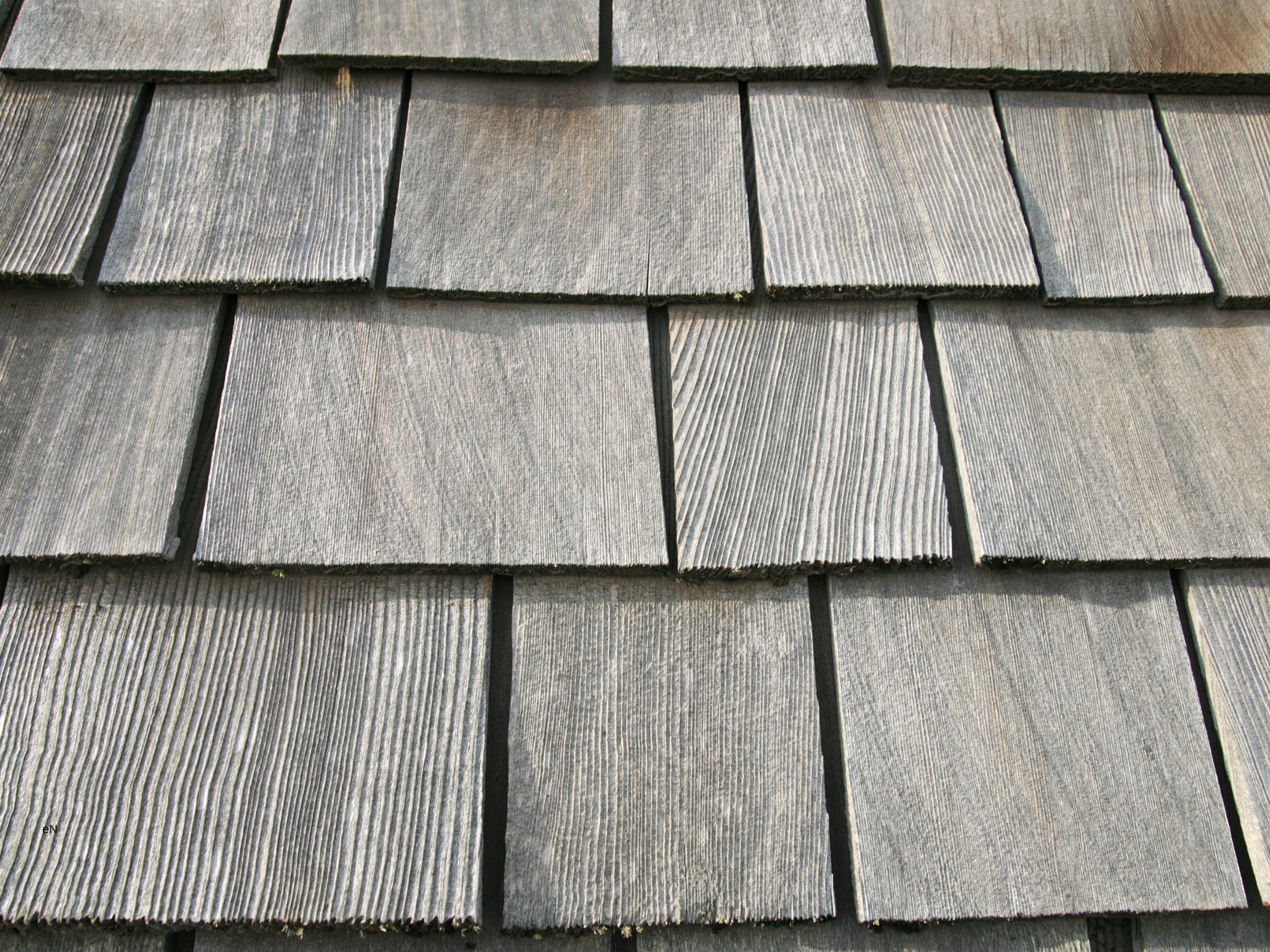 Wood shake roofing